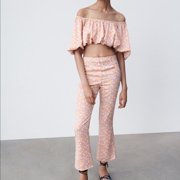 ZARA Printed Satin Effect Puff-Sleeve Off-The-Shoulder Crop Top Women’s Medium - Picture 10 of 10